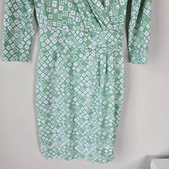 J. McLaughlin Green Geometric Print Faux Wrap Dress Catalina Cloth XS Stretch - Picture 2 of 13